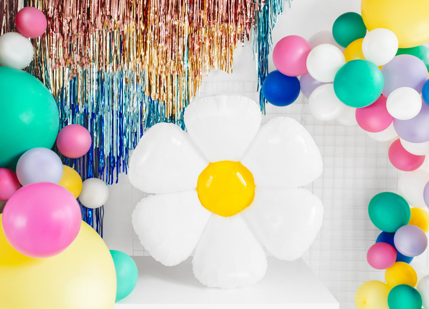 Daisy Foil Balloon - 97x103 cm